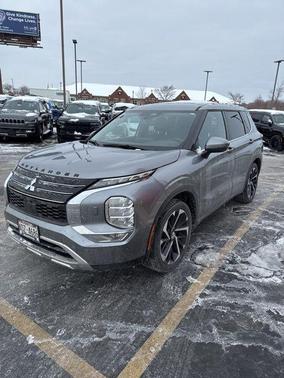 2022 Mitsubishi Outlander 
