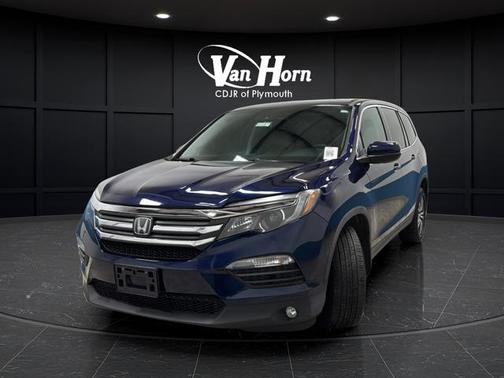 Steel Sapphire Metallic 2017 Honda Pilot EX