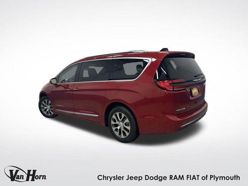 2024 Chrysler Pacifica L