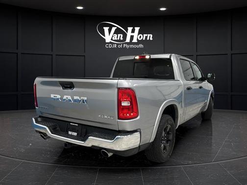 Billet Silver Metallic Clearcoat 2025 RAM 1500 Big Horn/Lone Star