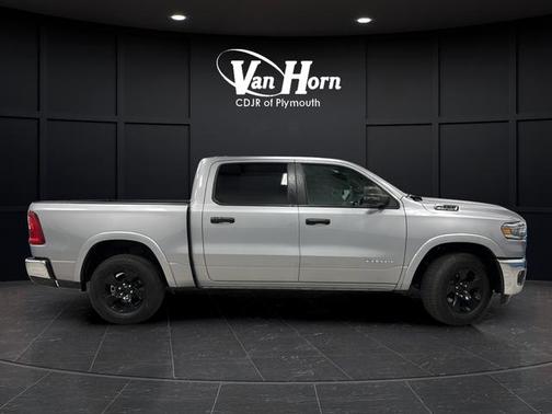 Billet Silver Metallic Clearcoat 2025 RAM 1500 Big Horn/Lone Star