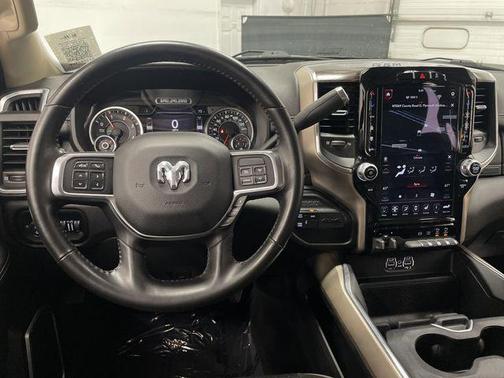 2021 RAM 2500 Laramie Crew Cab 4x4 6'4' Box