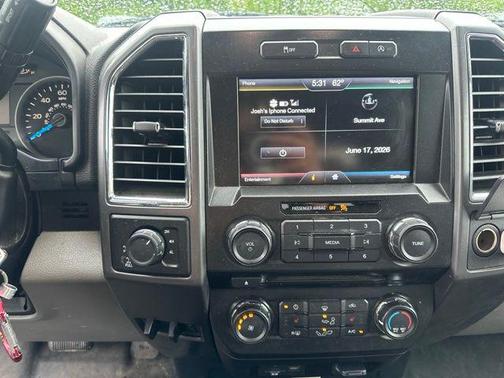 Magnetic Metallic 2015 Ford F-150 XLT