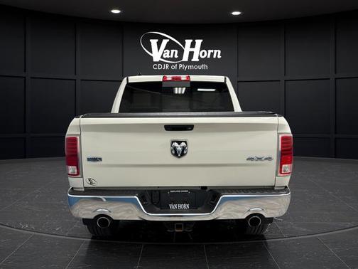 Pearl White 2018 RAM 1500 Laramie