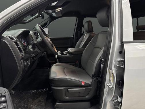 2026 RAM 2500 Tradesman Crew Cab 4x4 8' Box