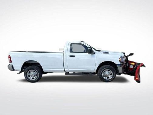 2024 RAM 2500 Tradesman Regular Cab 4x4 8' Box