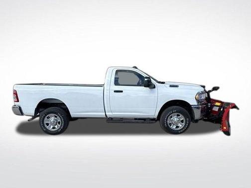 2024 RAM 2500 Tradesman Regular Cab 4x4 8' Box