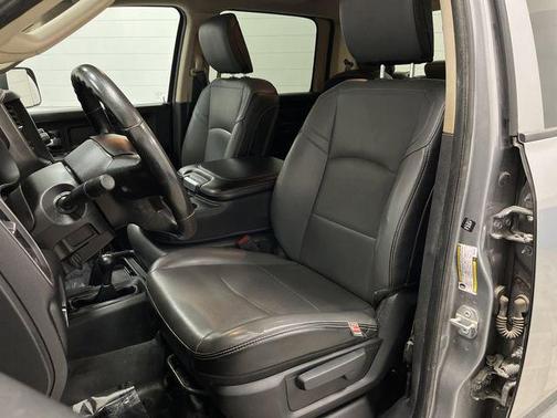 2019 RAM 2500 Tradesman Crew Cab 4x4 8' Box