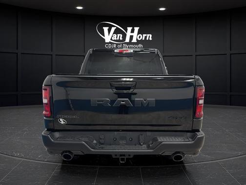 Diamond Black Crystal Pearlcoat 2025 RAM 1500 Rebel