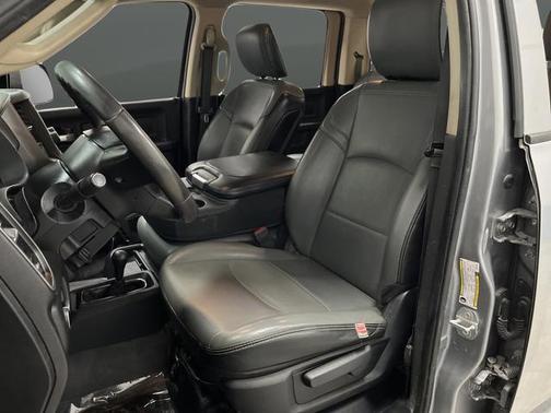 Billet Silver Metallic Clearcoat 2019 RAM 2500 Tradesman Crew Cab 4x4 8' Box