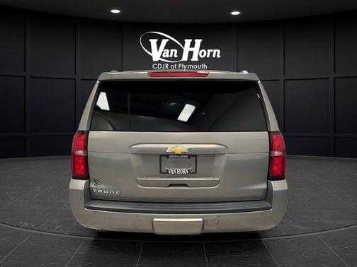 Pepperdust Metallic 2017 Chevrolet Tahoe LT