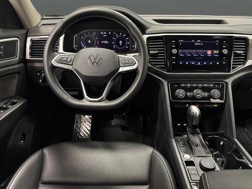 2023 Volkswagen Atlas 3.6L SE w/Technology