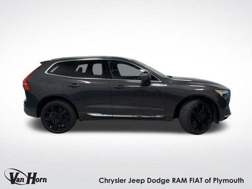 2022 Volvo XC60 Recharge Plug-In Hybrid T8 Inscription