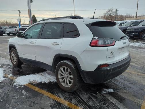 2022 Jeep Cherokee Latitude Lux