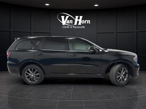 DB Black Crystal Clearcoat 2017 Dodge Durango GT