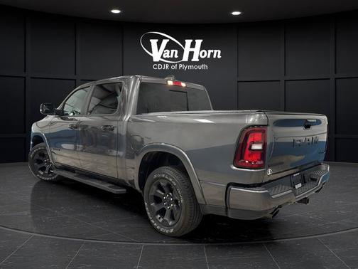 Granite Crystal Metallic Clearcoat 2025 RAM 1500 Big Horn/Lone Star