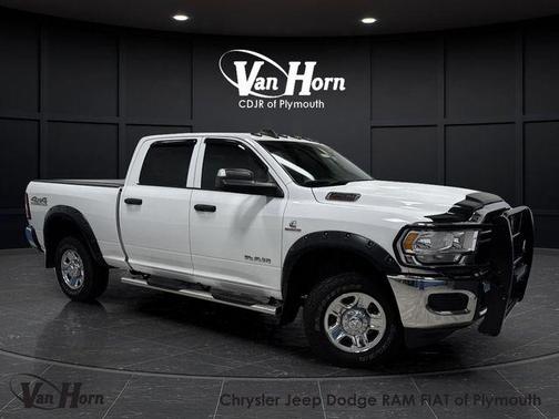 2021 RAM 2500 Tradesman Crew Cab 4x4 6'4' Box