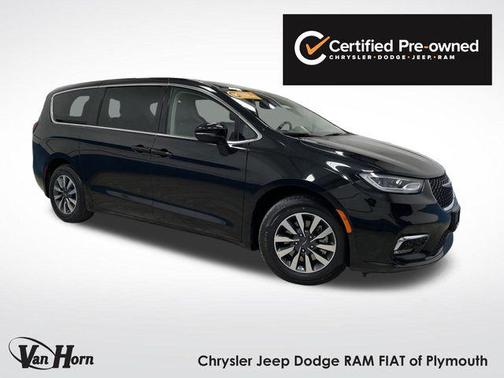 2023 Chrysler Pacifica Hybrid Touring L