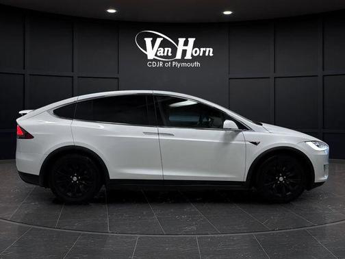 2020 Tesla Model X Long Range Dual Motor All-Wheel Drive
