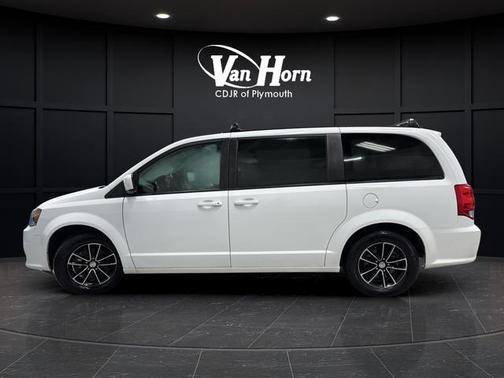 White Knuckle Clearcoat 2018 Dodge Grand Caravan SE