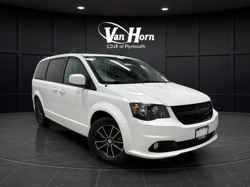 White Knuckle Clearcoat 2018 Dodge Grand Caravan SE