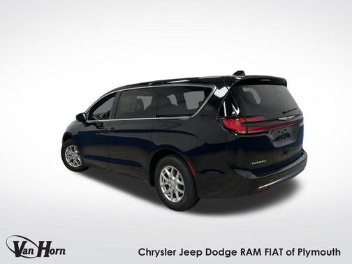 2025 Chrysler Pacifica L