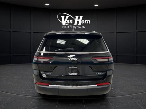 Diamond Black Crystal Pearlcoat 2022 Jeep Grand Cherokee L Limited