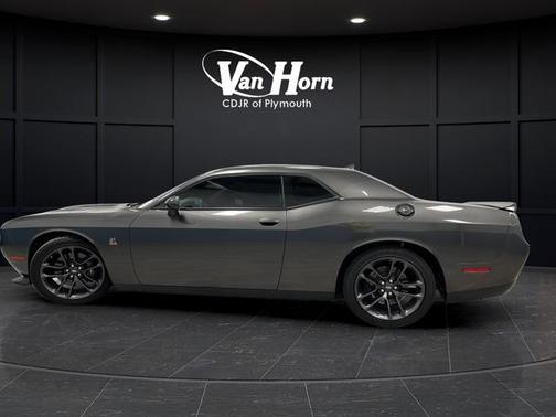 Granite Pearlcoat 2023 Dodge Challenger R/T Scat Pack