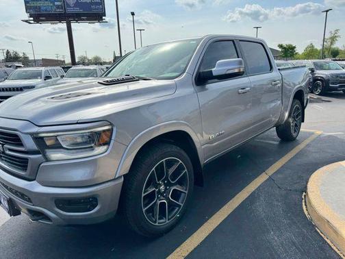Billet Silver Metallic Clearcoat 2019 RAM 1500 Laramie