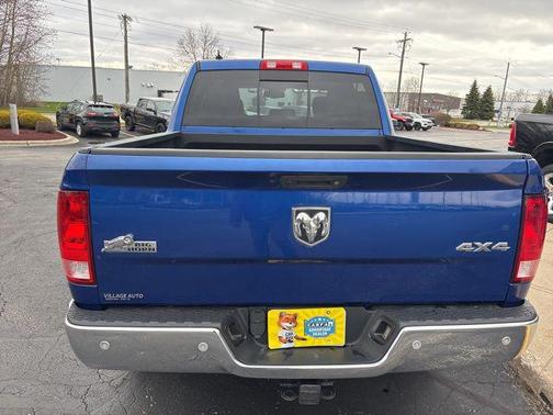 Blue Streak Pearlcoat 2017 RAM 1500 Big Horn