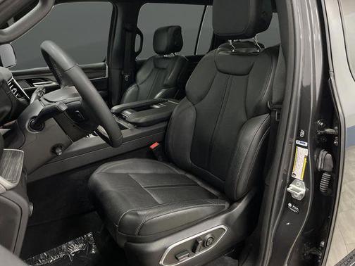 2023 Jeep Wagoneer Series II 4x4