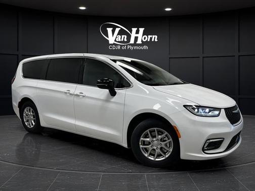 Bright White Clearcoat 2026 Chrysler Pacifica L
