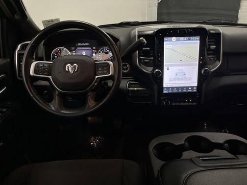 2022 RAM 3500 Big Horn Crew Cab 4x4 8' Box