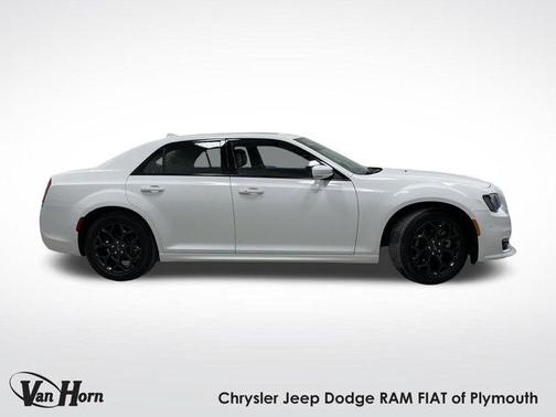 2023 Chrysler 300 Touring