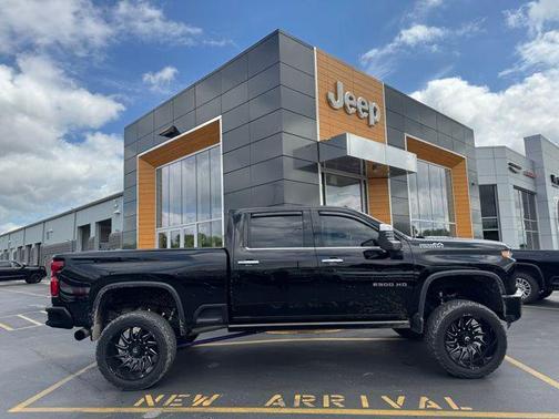 2022 Chevrolet Silverado 2500 High Country