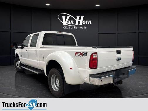 White Platinum Clearcoat Metallic 2013 Ford F-350 Lariat