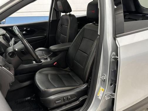 2022 GMC Terrain AWD AT4