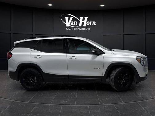2022 GMC Terrain AWD AT4