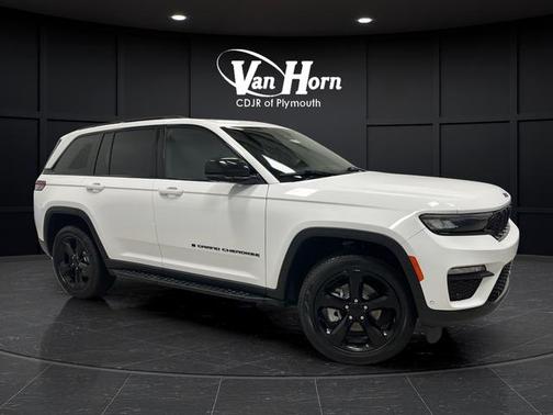 Bright White Clearcoat 2024 Jeep Grand Cherokee Limited