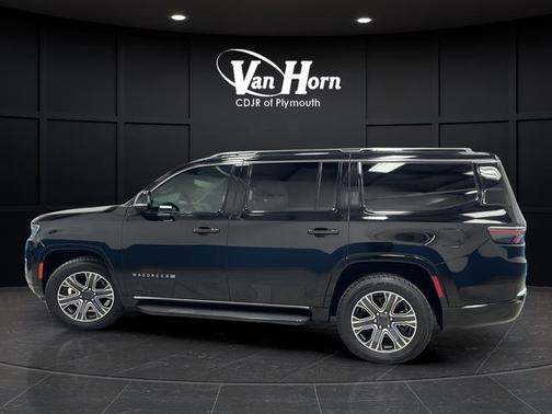 Diamond Black Crystal Pearlcoat 2023 Jeep Wagoneer Series II 4x4