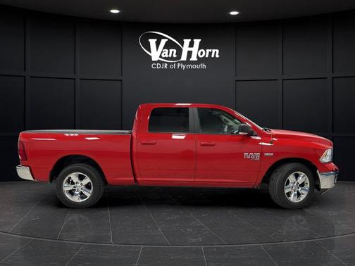 Flame Red Clearcoat 2019 RAM 1500 Big Horn