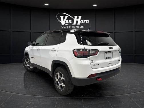 Bright White Clearcoat 2022 Jeep Compass Trailhawk