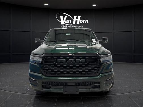 Serrano Green Metallic 2026 RAM 1500 Big Horn/Lone Star