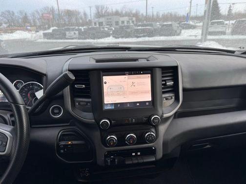 2024 RAM 3500 Tradesman Crew Cab 4x4 6'4' Box