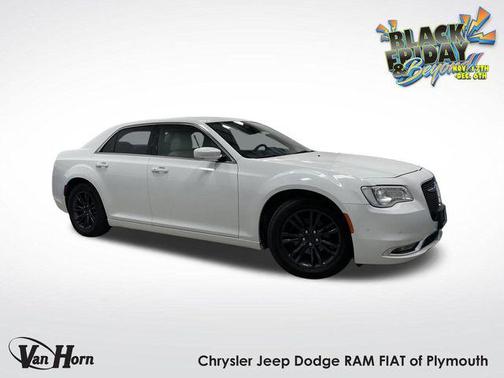2021 Chrysler 300 Touring