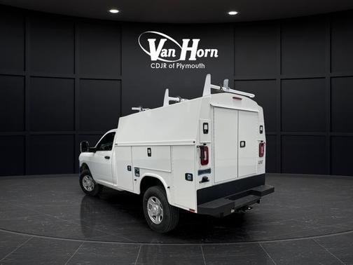 2024 RAM 3500 Tradesman Regular Cab 4x4 8' Box