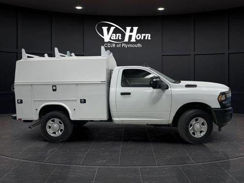 2024 RAM 3500 Tradesman Regular Cab 4x4 8' Box