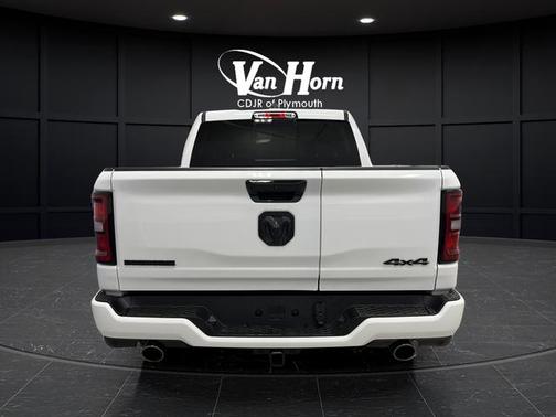 Bright White Clearcoat 2026 RAM 1500 Big Horn/Lone Star