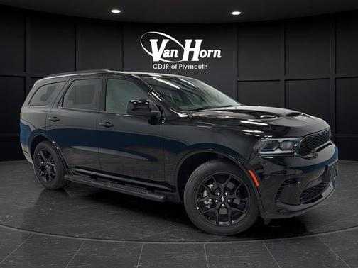 DB Black Crystal Clearcoat 2026 Dodge Durango GT AWD HEMI V8