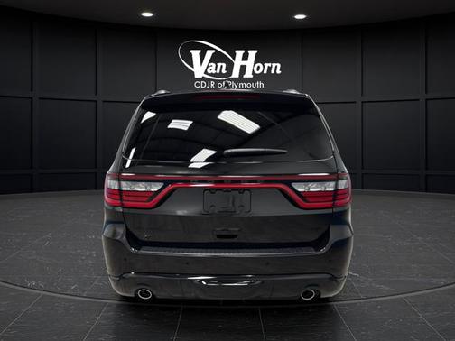 DB Black Crystal Clearcoat 2026 Dodge Durango GT AWD HEMI V8
